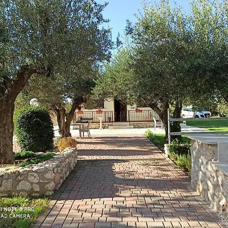 Vakantiehuis Residenza Nosy Be Palombara Sabina